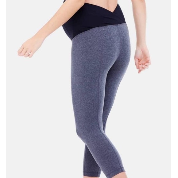 Like New Gray Maternity High Waist Legging Capris - Picture 1 of 5